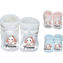 chaussons-bébé-personnalisé-blanc-bleu-ou-rose-lapin-rose-prénom
