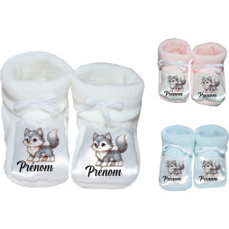 chaussons-bébé-personnalisé-blanc-bleu-ou-rose-loup-prénom