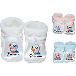 chaussons-bébé-personnalisé-blanc-bleu-ou-rose-perroquet-prénom